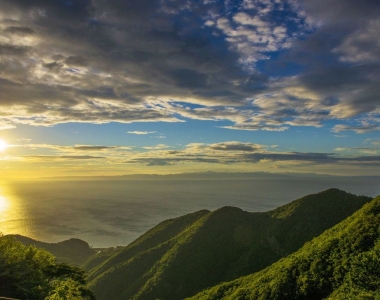 Yahiko Shrine: time travel for hikers and sightseer alike
