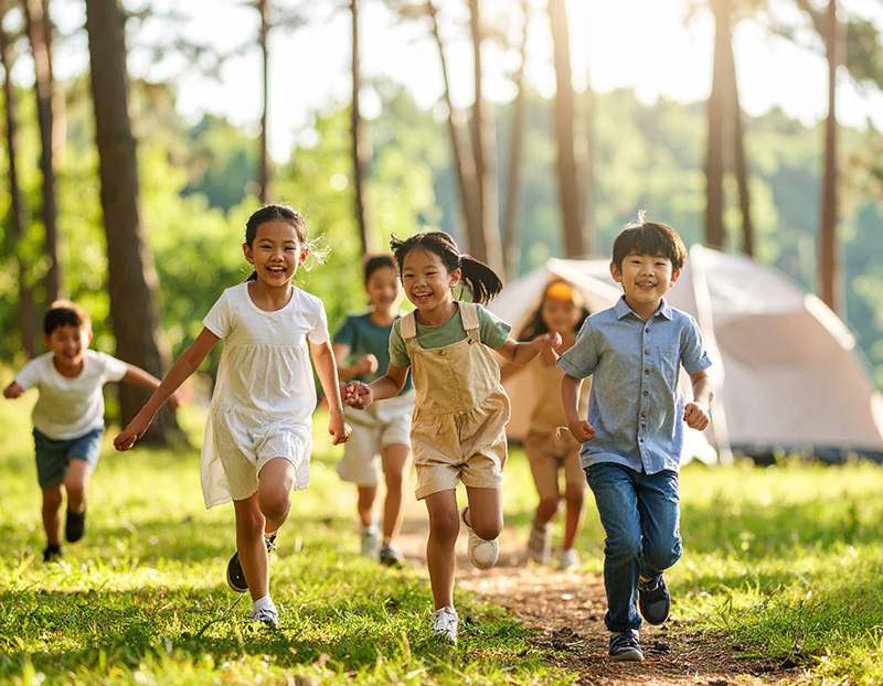 自然の中の子供たち
